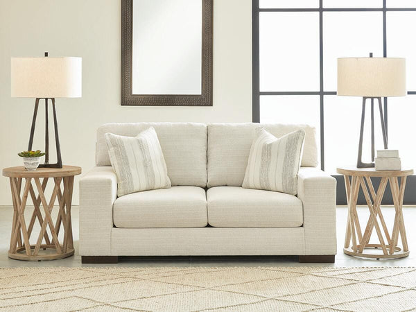 Maggie Loveseat