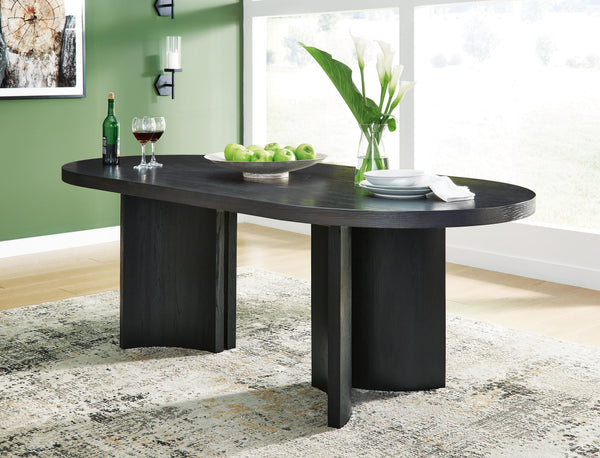 Rowanbeck Dining Table