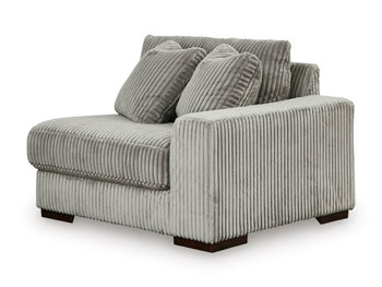 Lindyn Right-Arm Facing Corner Chair