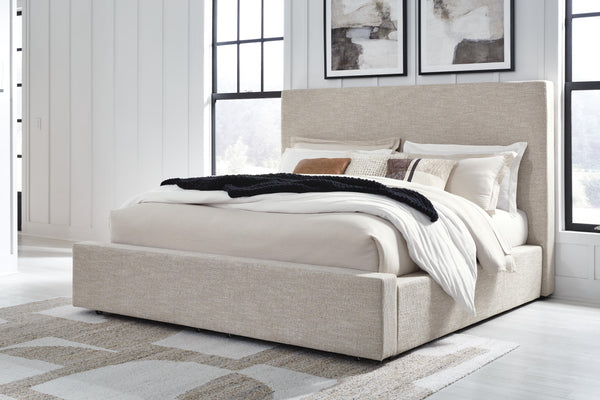 Kristiland King/California King Upholstered Headboard/Storage Footboard/roll Slats